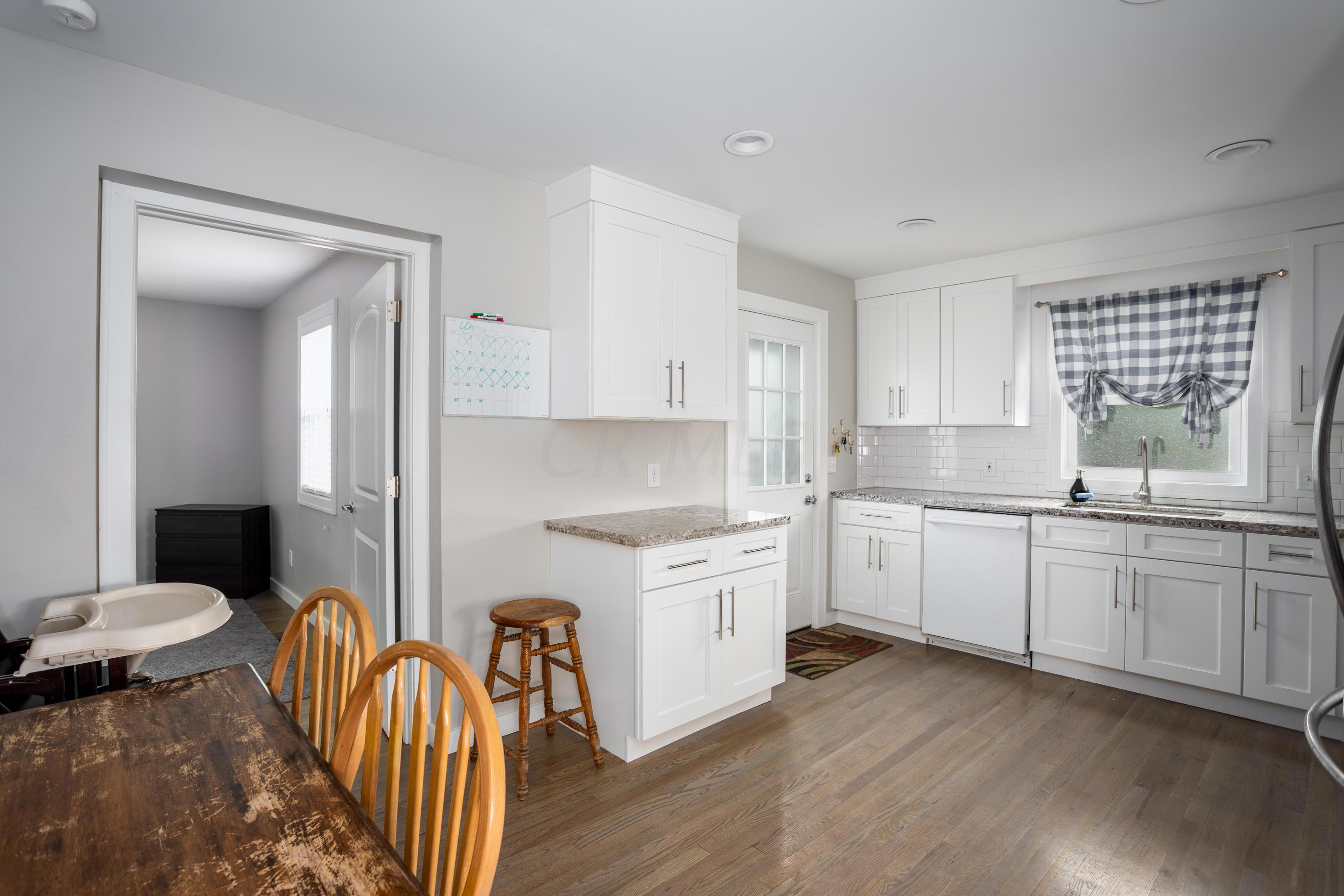 1007 Williams Road Columbus, OH 43207 - Photo 12 of 37 Gallery Image 12