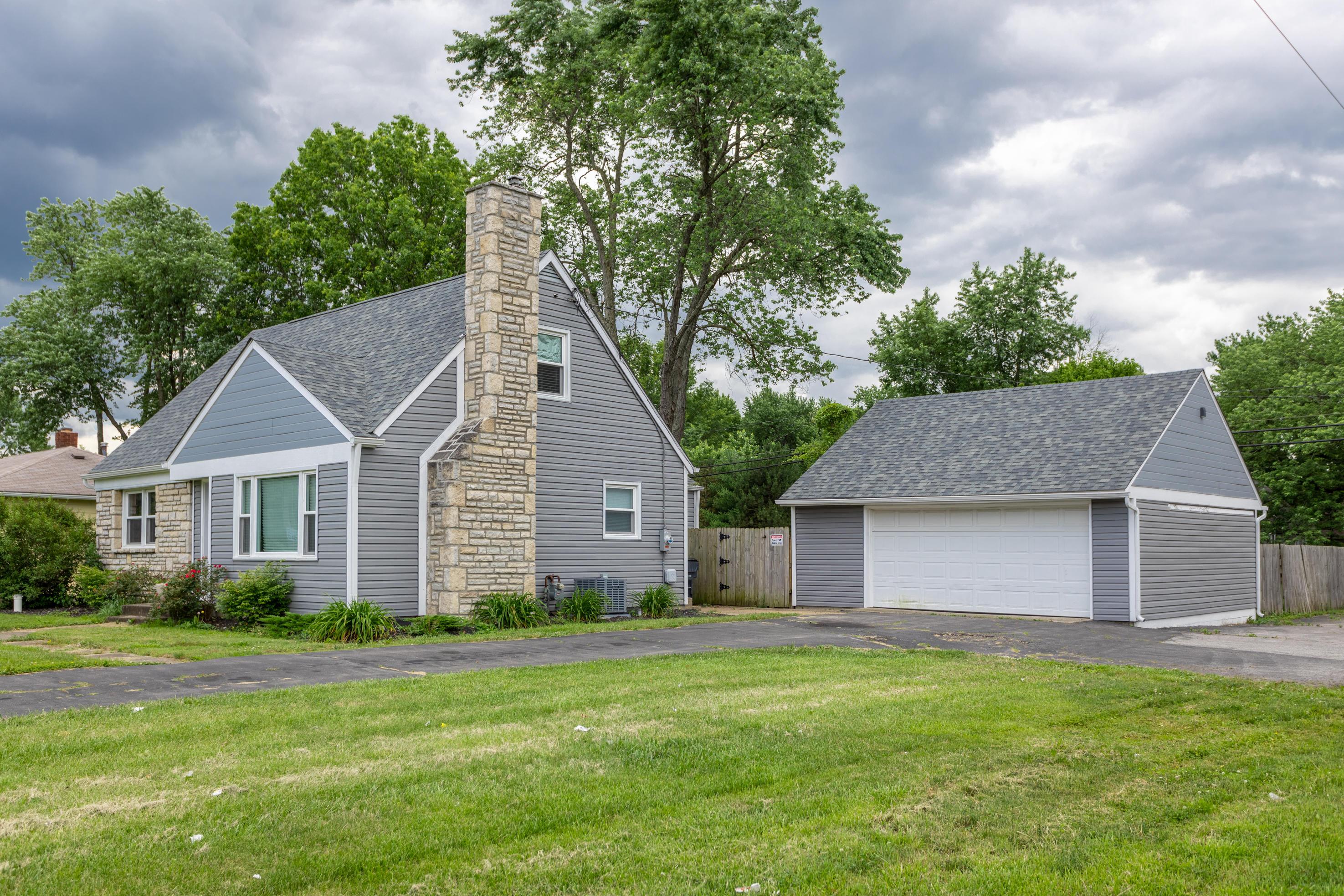 1007 Williams Road Columbus, OH 43207 - Photo 3 of 37 Gallery Image 3