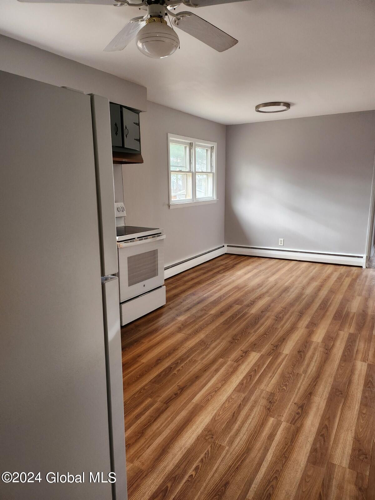 1 Mayflower Drive Colonie, NY 12205 - Photo 4 of 18 20240218_090806