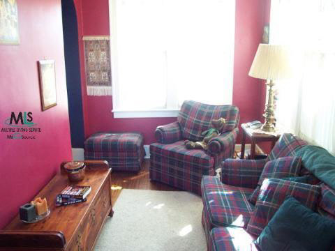 1370 Harvard Road Grosse Pointe, MI 48230 - Photo 5 of 9 782667-4.JPG