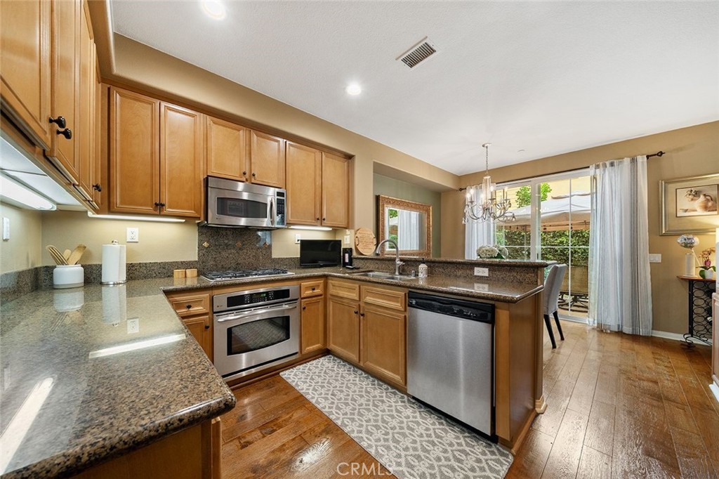 4167 Orontes Way Simi Valley, CA 93063 - Photo 10 of 30