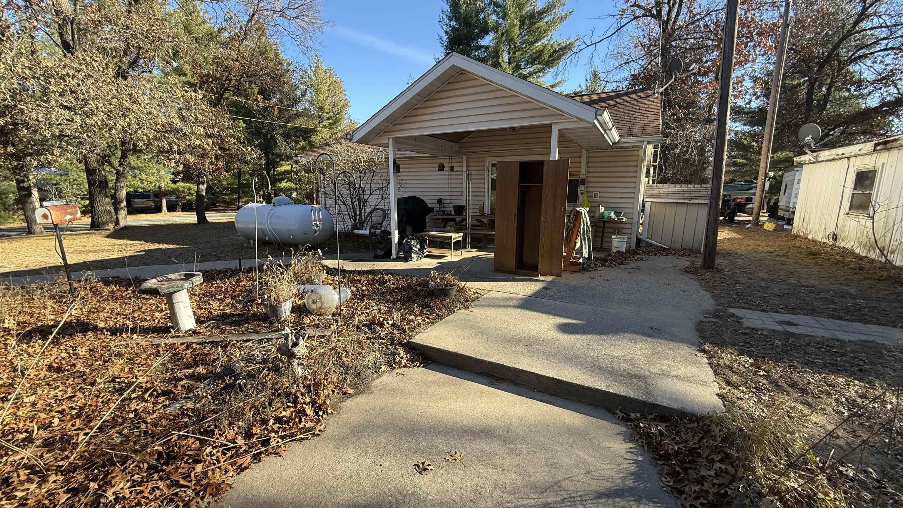 N8945 Deer Path New Lisbon, WI 53950 - Photo 12 of 35