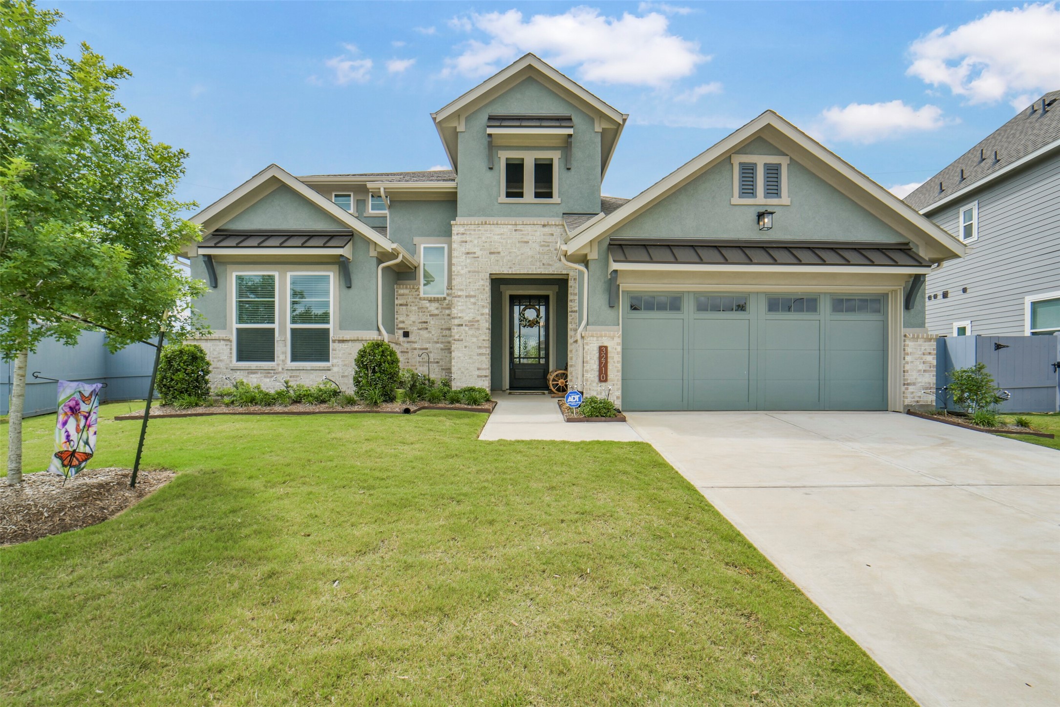 32710 Fly Fish Way Fulshear, TX 77441 - Photo 2 of 42