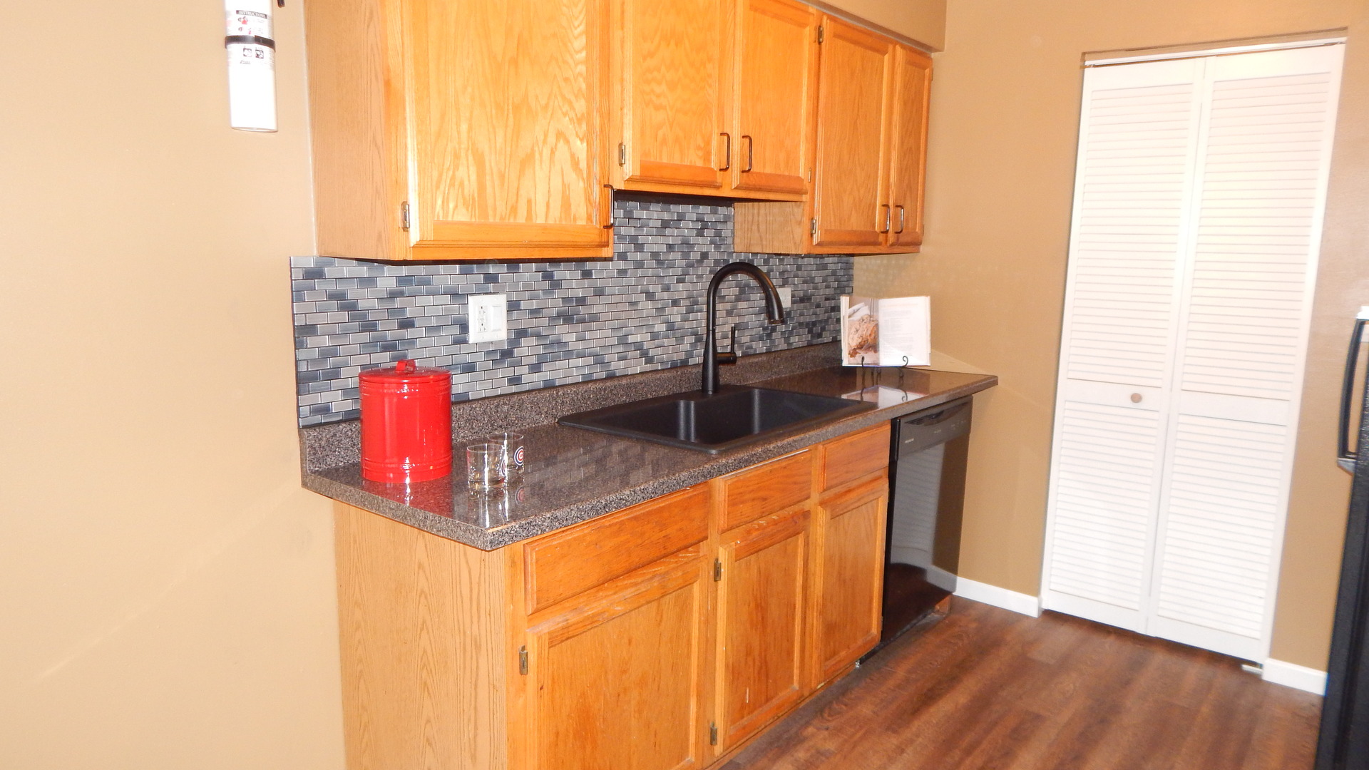 16 Elm Court, Unit 16 Bolingbrook, IL 60440 - Photo 3 of 27
