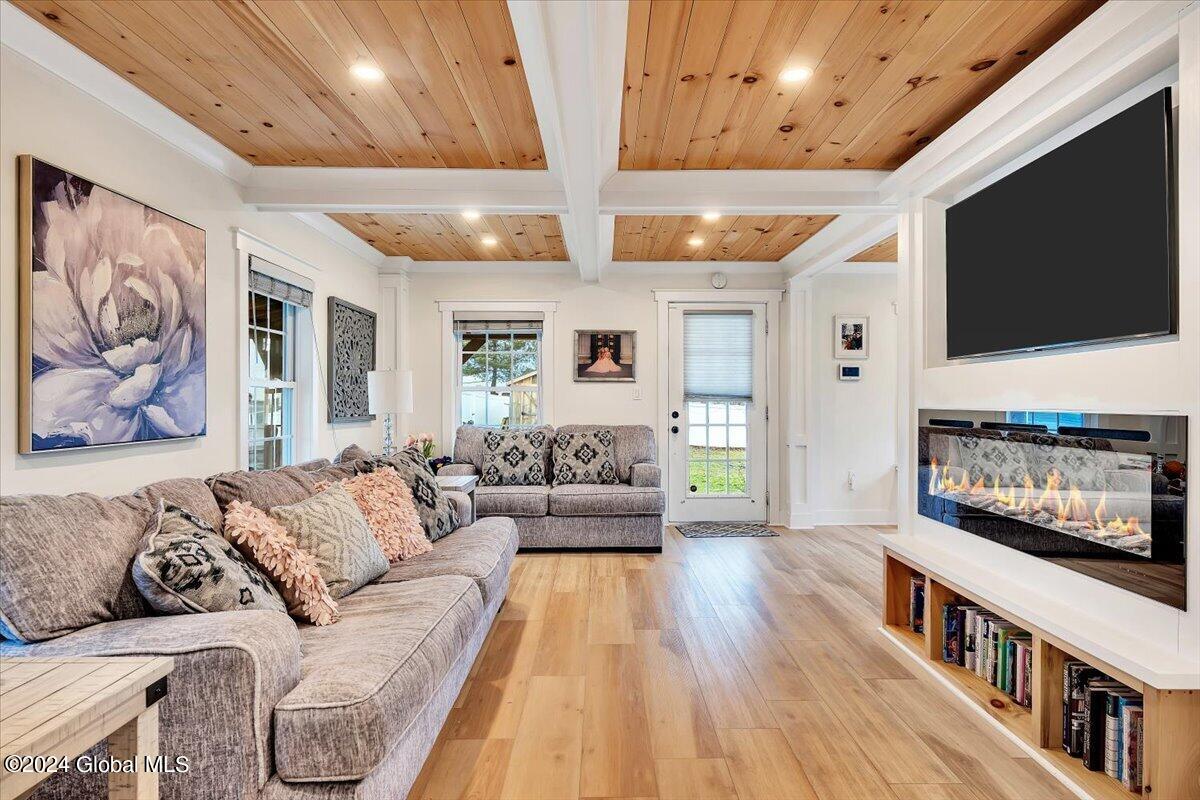 1 Riccardi Lane Brunswick, NY 12180 - Photo 8 of 31 02-P1074513