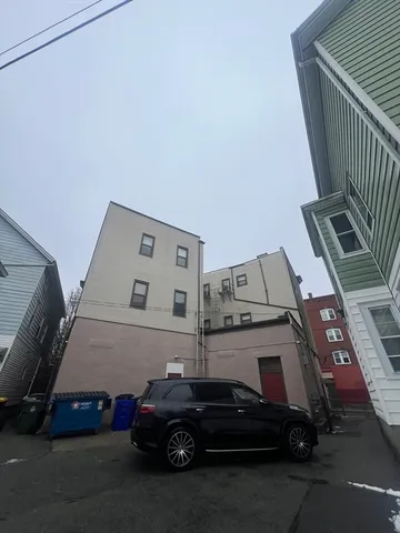 $3,360,000 | 1155-1157 Pleasant Street, Fall River, MA 02723