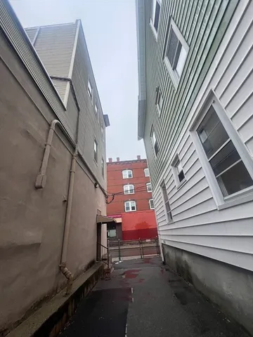 $3,360,000 | 1155-1157 Pleasant Street, Fall River, MA 02723