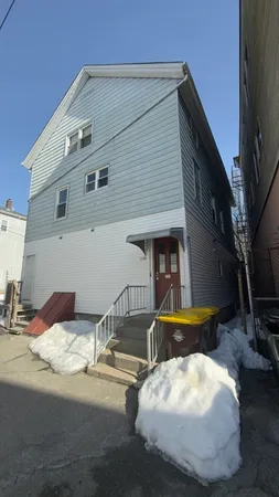 $3,325,000 | 1155-1157 Pleasant Street, Fall River, MA 02723