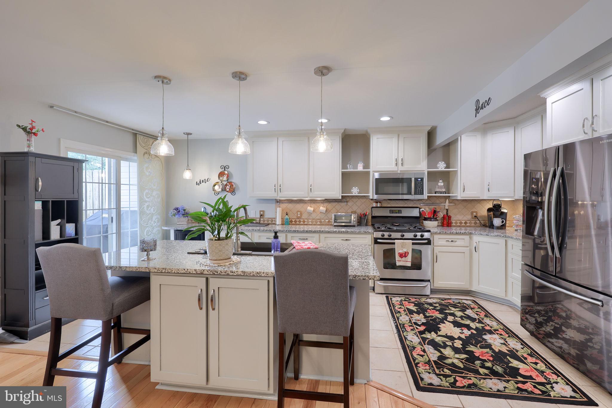 138 Moorland Court Lititz, PA 17543 - Photo 3 of 39