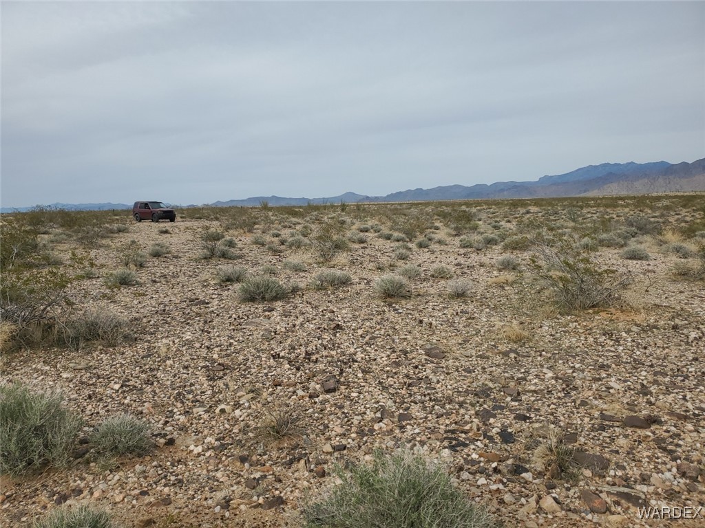 10018 Apache Road Yucca, AZ 86438 - Photo 3 of 14 a view of ocean