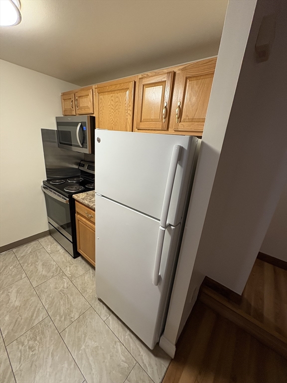 400 Massachusetts Avenue, Unit 3 Boston, MA 02115 - Photo 9 of 32