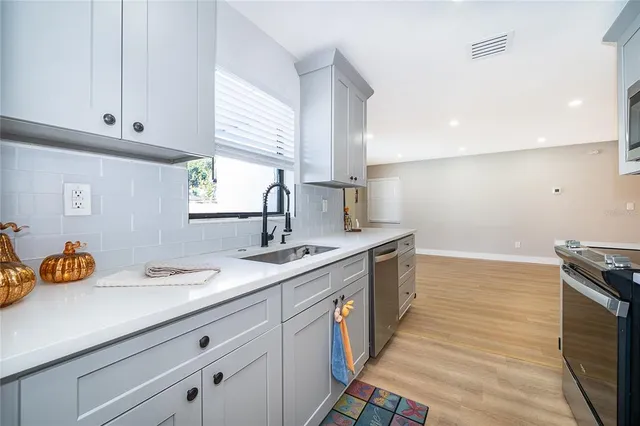 $2,500 | 4522 Fetrow Drive, Orlando, FL 32812