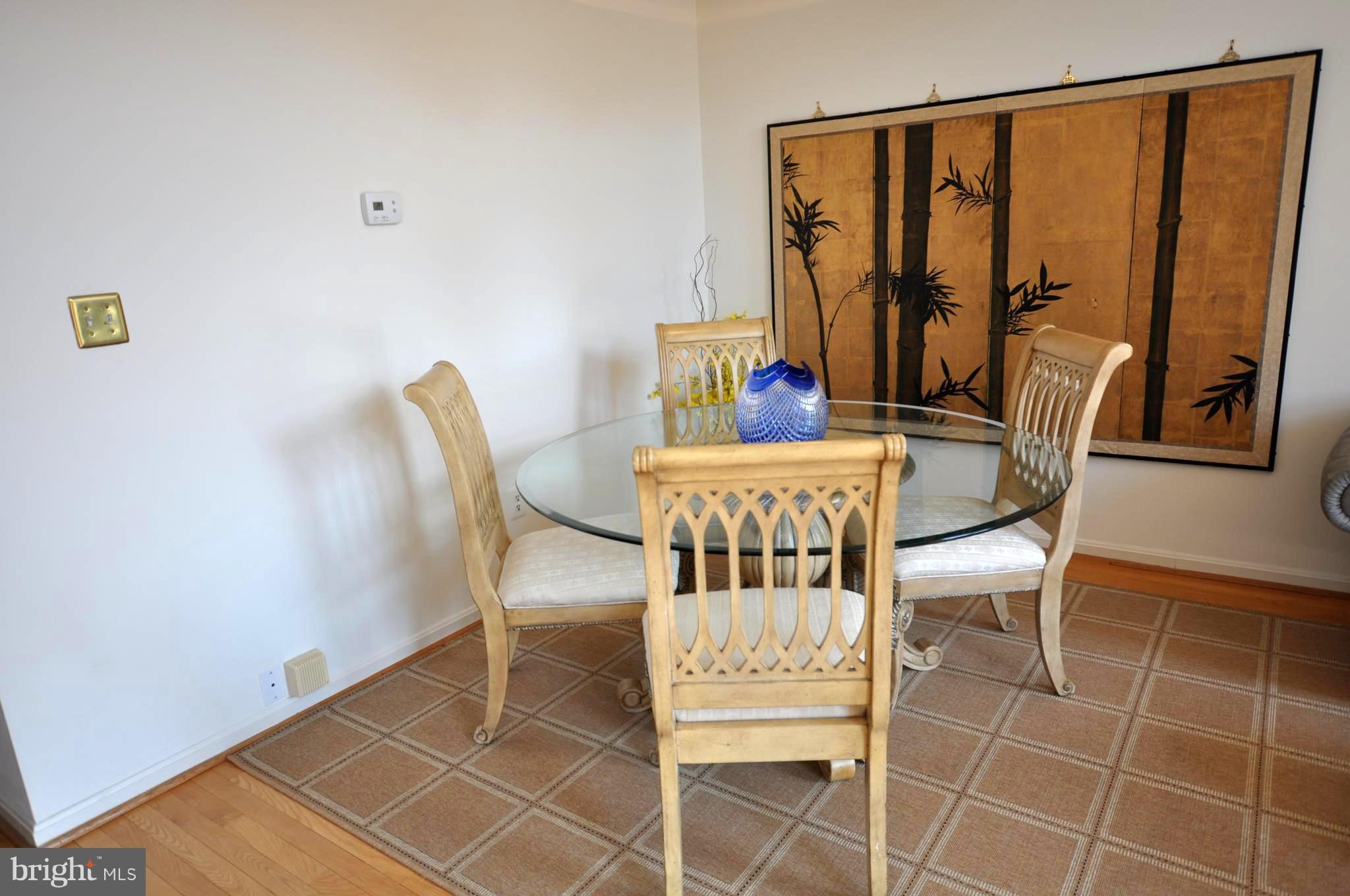 38 Dawn View Court Silver Spring, MD 20904 - Photo 6 of 29 Dining Room