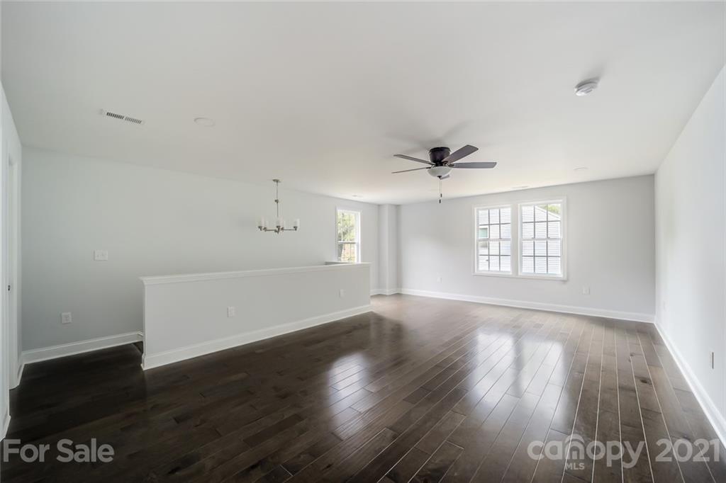 5120 Lakeview Road Charlotte, NC 28216 - Photo 16 of 45 Gallery Image 16