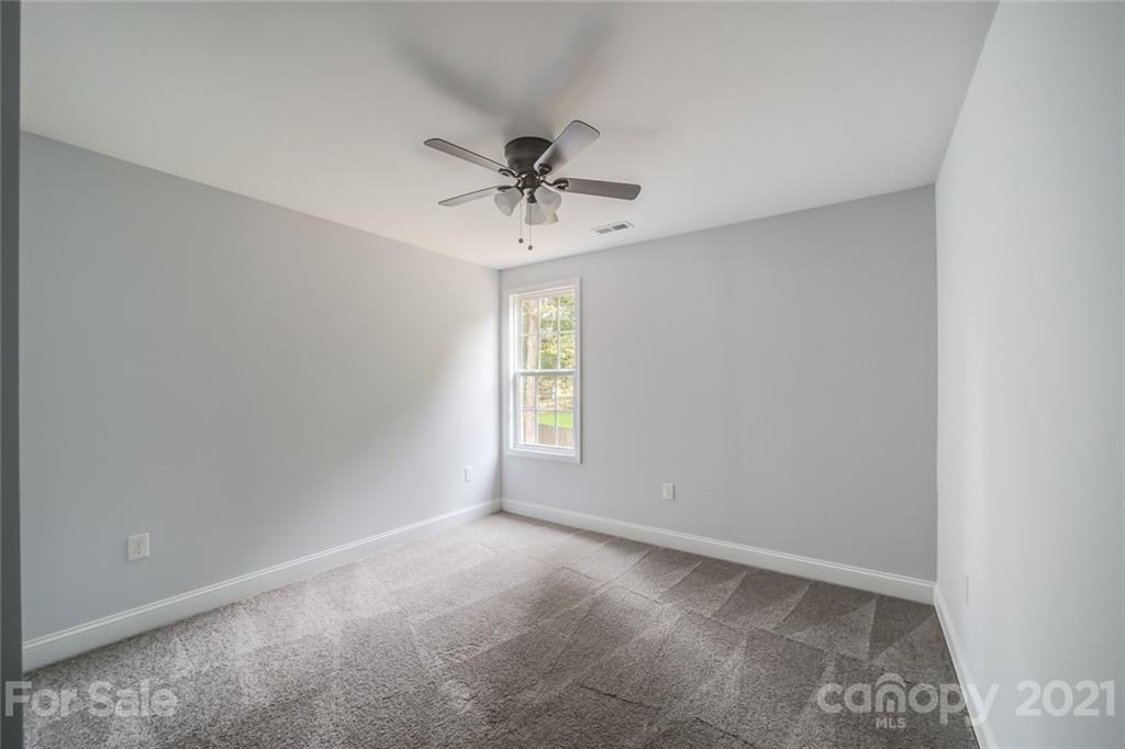 5120 Lakeview Road Charlotte, NC 28216 - Photo 22 of 45 Gallery Image 22
