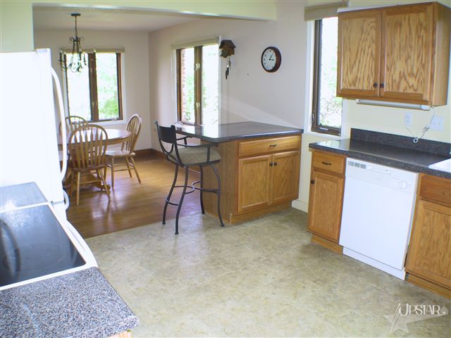 3325 West Wallen Road Fort Wayne, IN 46818 - Photo 6 of 10 Gallery Image 6
