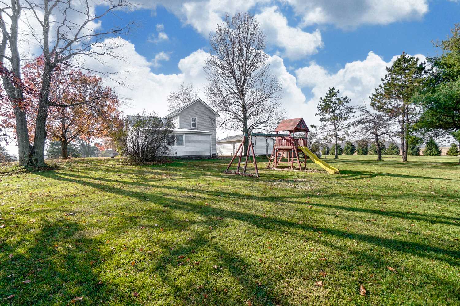 4505 Snyder Road Monroeville, IN 46773 - Photo 29 of 36