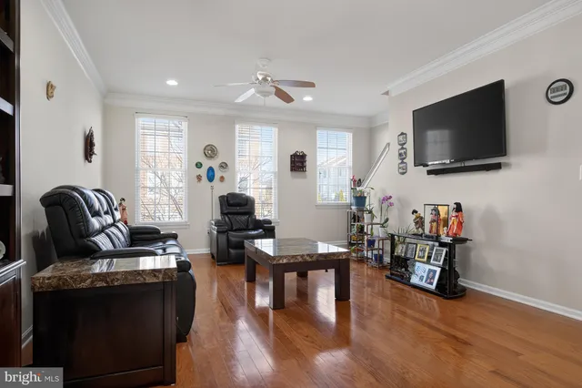 $509,900 | 42919 Pamplin Terrace, Chantilly, VA 20152