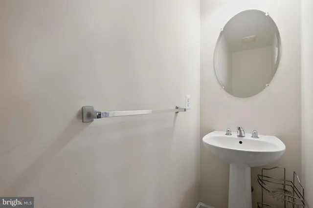 $509,900 | 42919 Pamplin Terrace, Chantilly, VA 20152