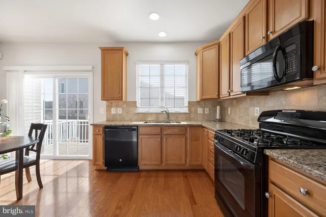 $509,900 | 42919 Pamplin Terrace, Chantilly, VA 20152