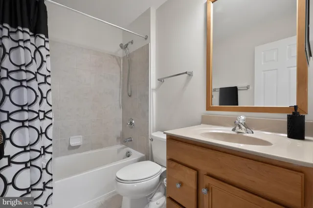 $509,900 | 42919 Pamplin Terrace, Chantilly, VA 20152