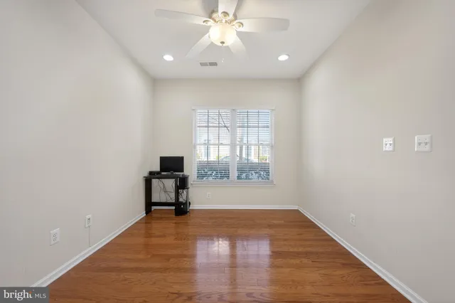 $509,900 | 42919 Pamplin Terrace, Chantilly, VA 20152