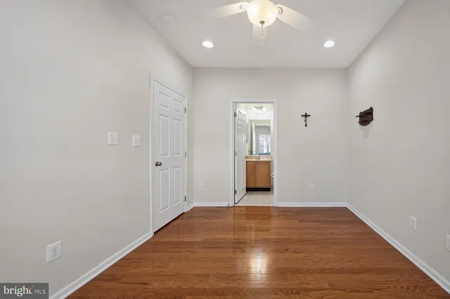 $509,900 | 42919 Pamplin Terrace, Chantilly, VA 20152