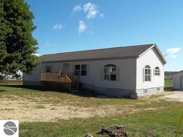 1216 Riverside Street Cadillac, MI 49601 - Photo 1 of 16 1739450.JPG