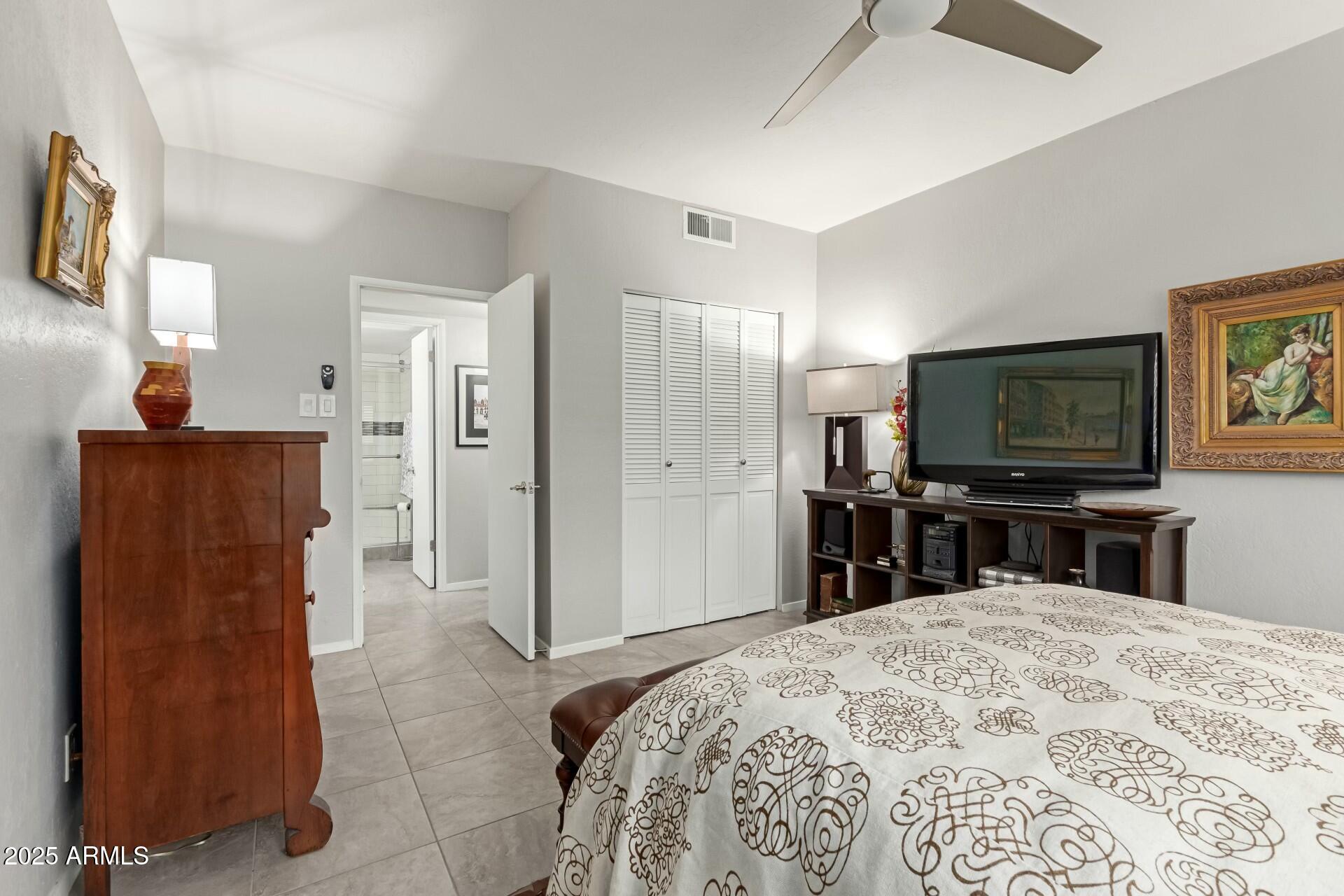 355 East Thomas Road, Unit B110 Phoenix, AZ 85012 - Photo 16 of 32 tempImageFG7GDW