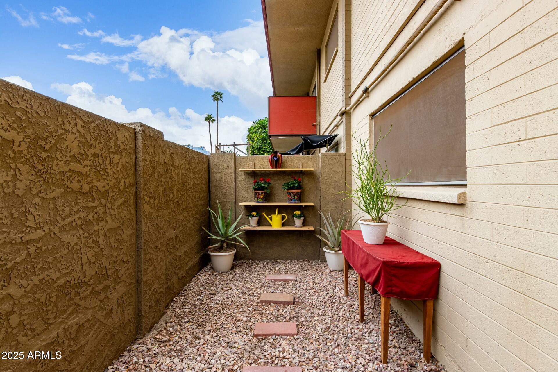 355 East Thomas Road, Unit B110 Phoenix, AZ 85012 - Photo 20 of 32 tempImageBR0hid