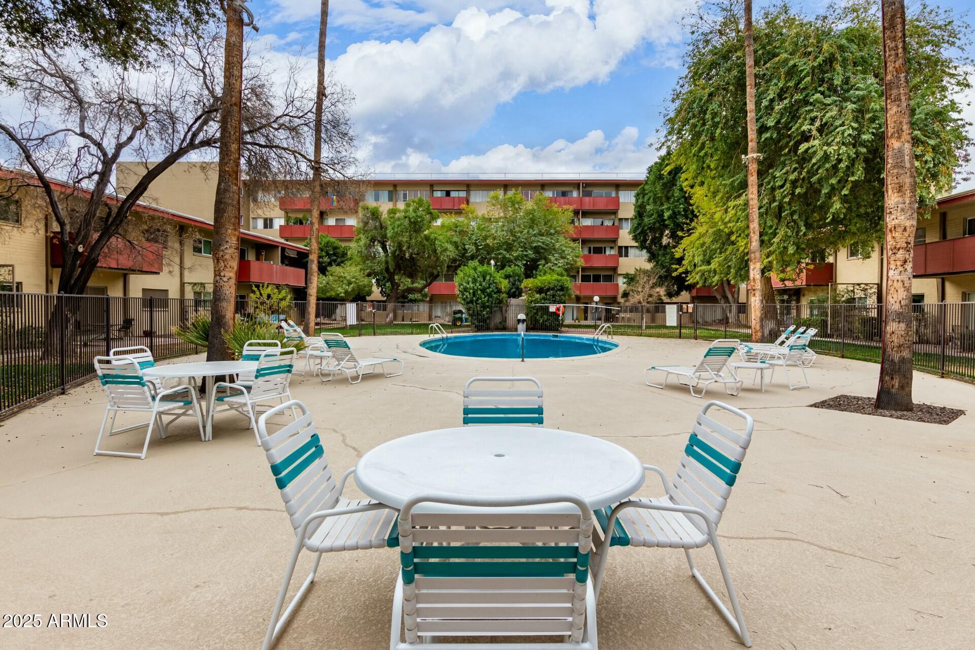 355 East Thomas Road, Unit B110 Phoenix, AZ 85012 - Photo 24 of 32 tempImageKOkndc