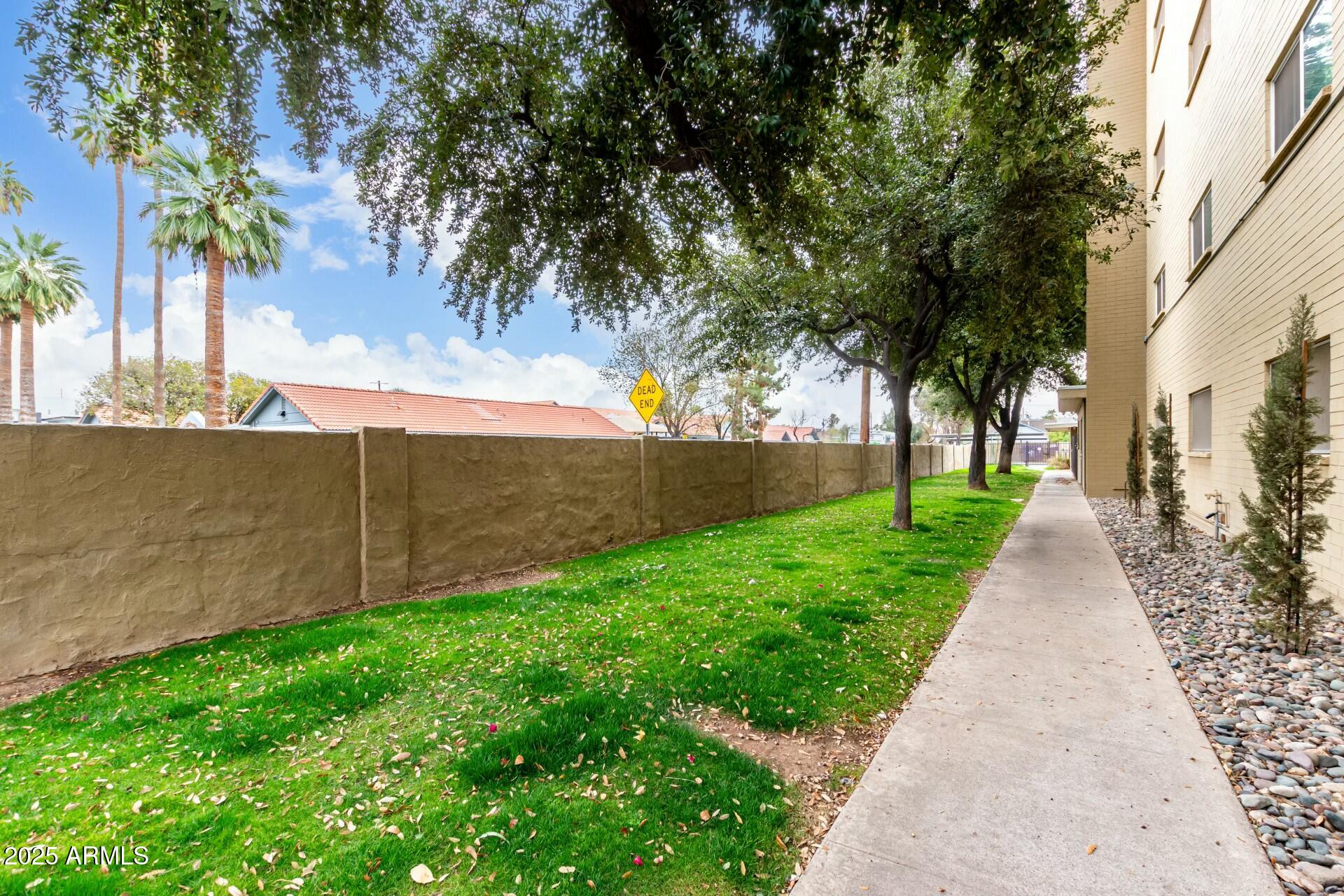 355 East Thomas Road, Unit B110 Phoenix, AZ 85012 - Photo 28 of 32 tempImagenwrzwW