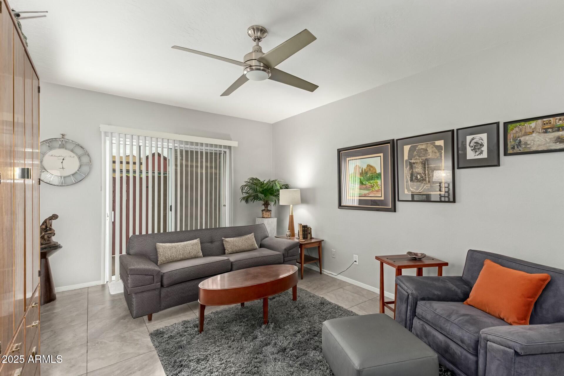 355 East Thomas Road, Unit B110 Phoenix, AZ 85012 - Photo 8 of 32 tempImagekAs6mJ