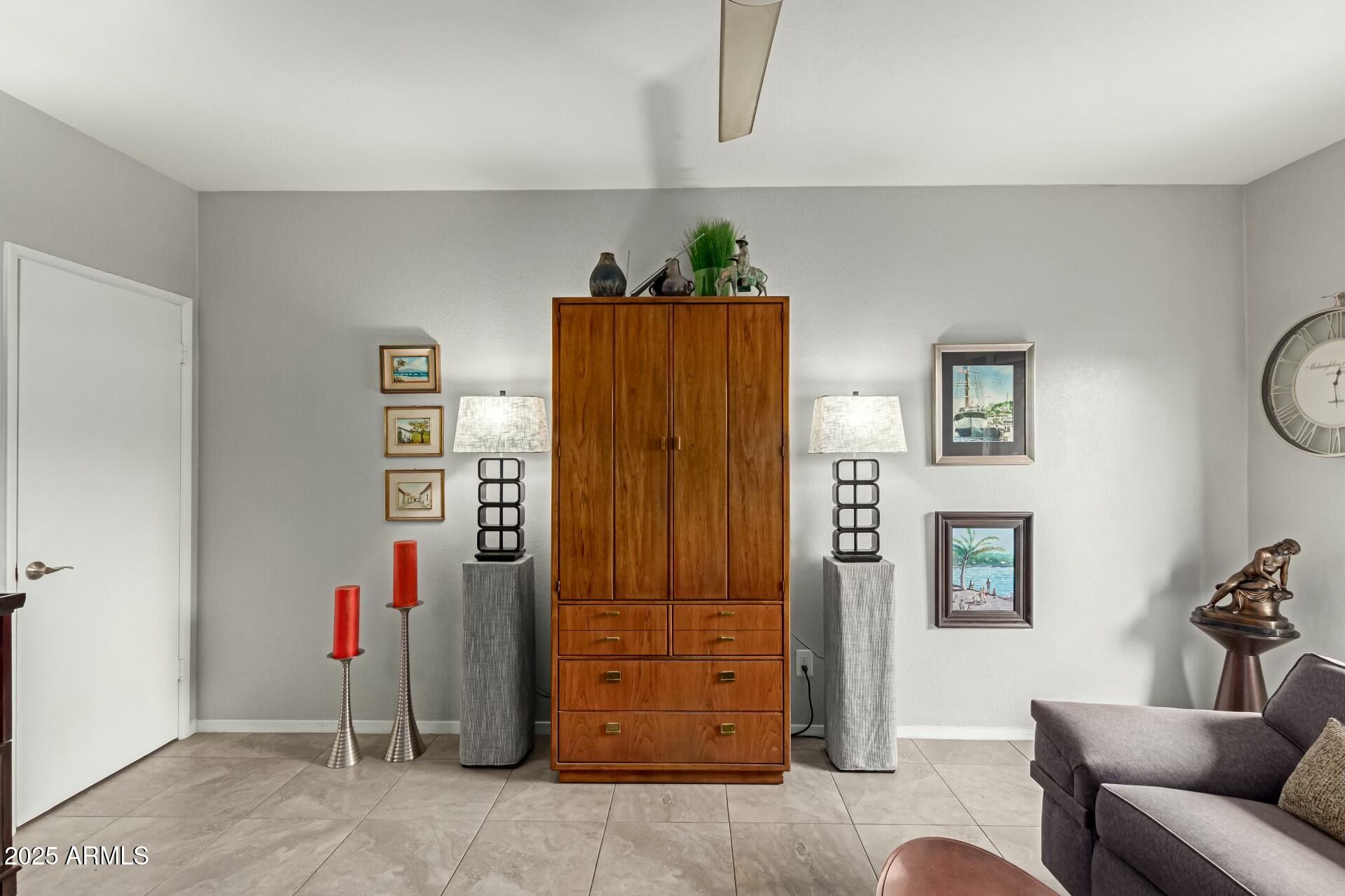 355 East Thomas Road, Unit B110 Phoenix, AZ 85012 - Photo 9 of 32 tempImager7DLT2