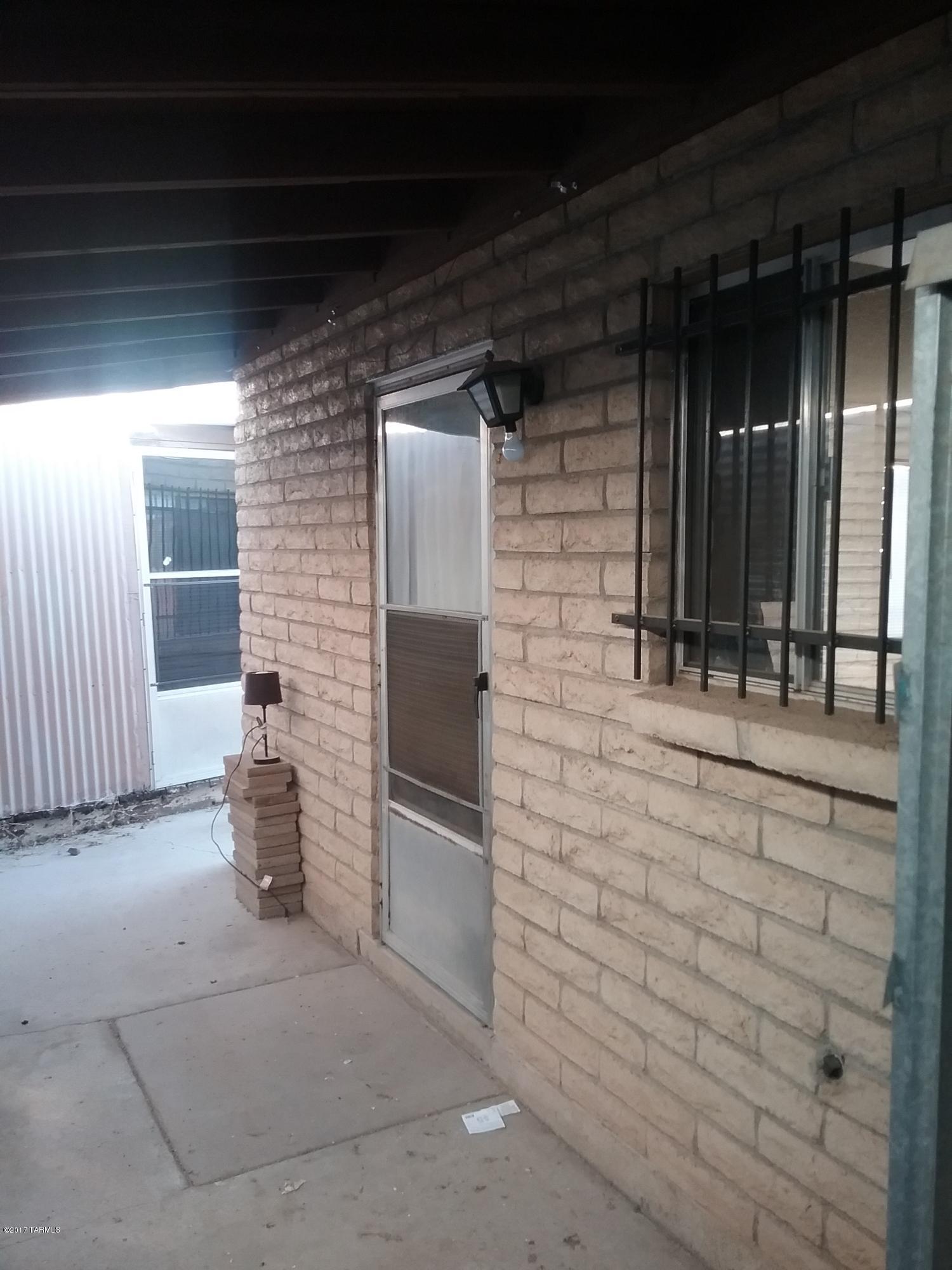 1038 East Halcyon Road, Unit A Tucson, AZ 85719 - Photo 3 of 6