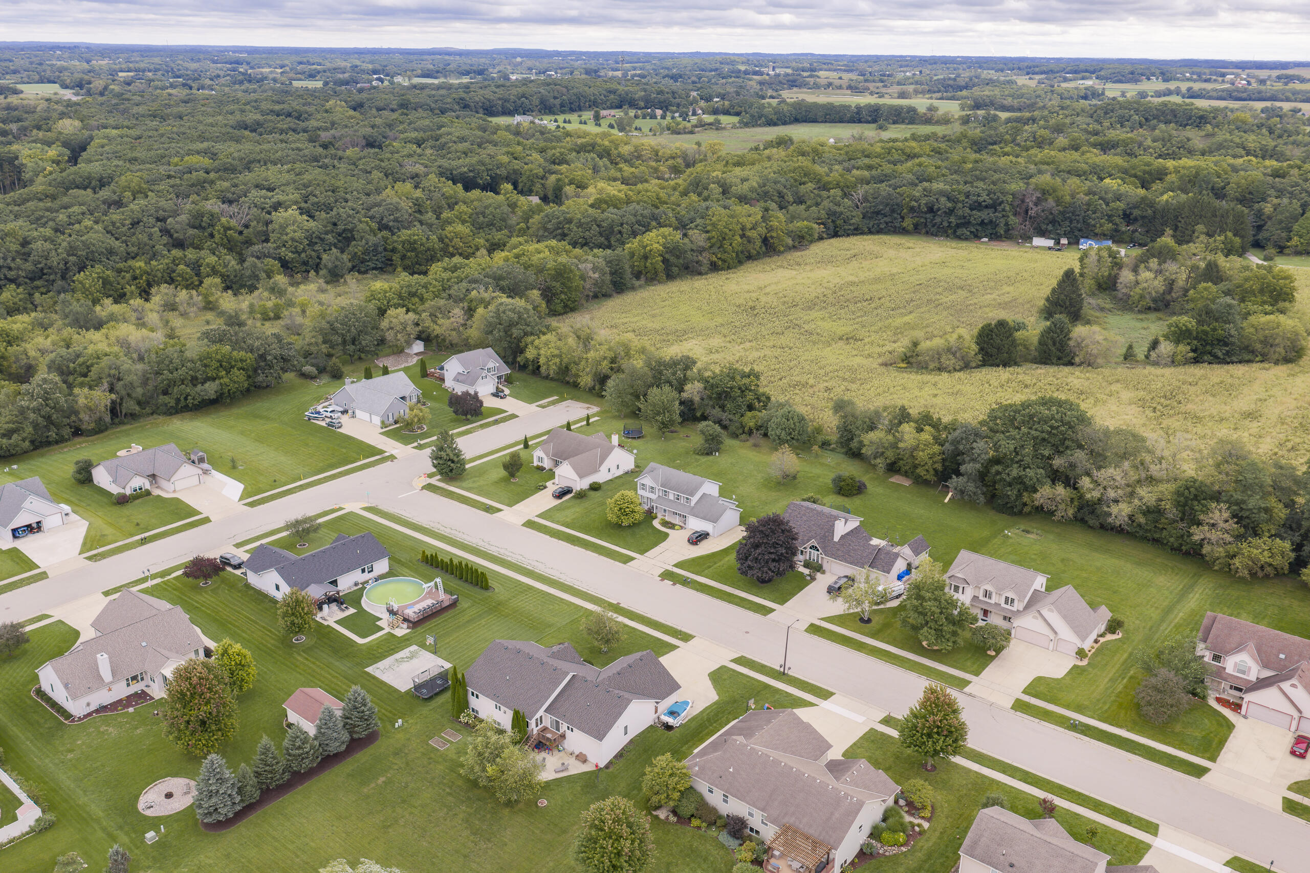 843 Prairie View Drive Rochester, WI 53105 - Photo 29 of 34 29