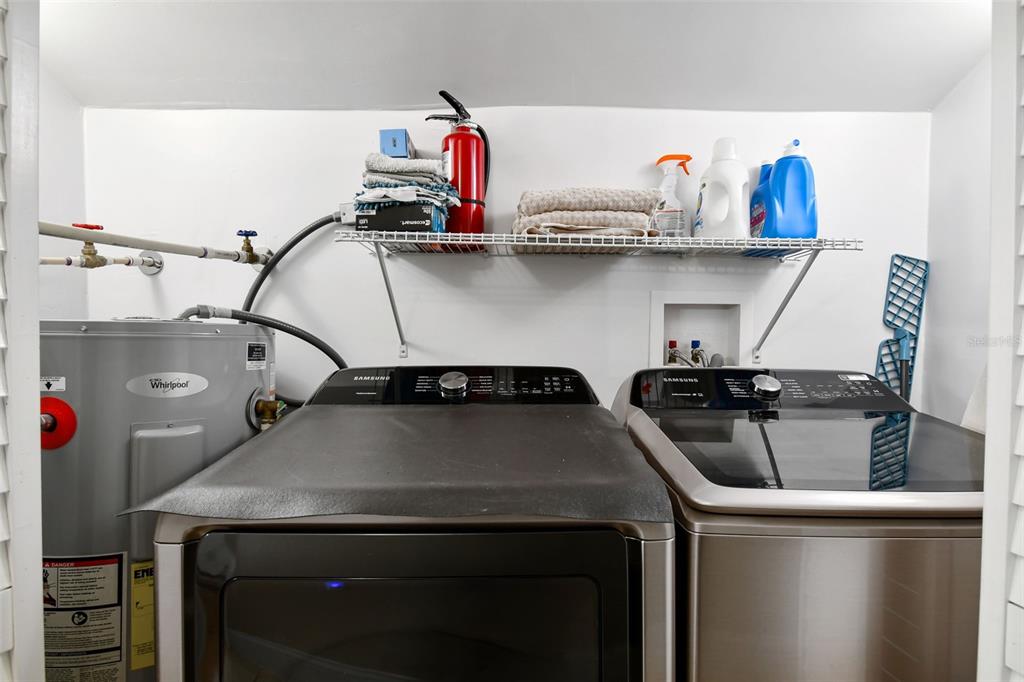 1722 Albemarle Road Clearwater, FL 33764 - Photo 36 of 50 a utility room with dryer and washer