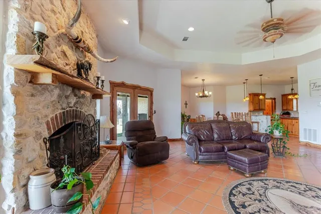 $675,000 | 6721 Fm 1810, Chico, TX 76431