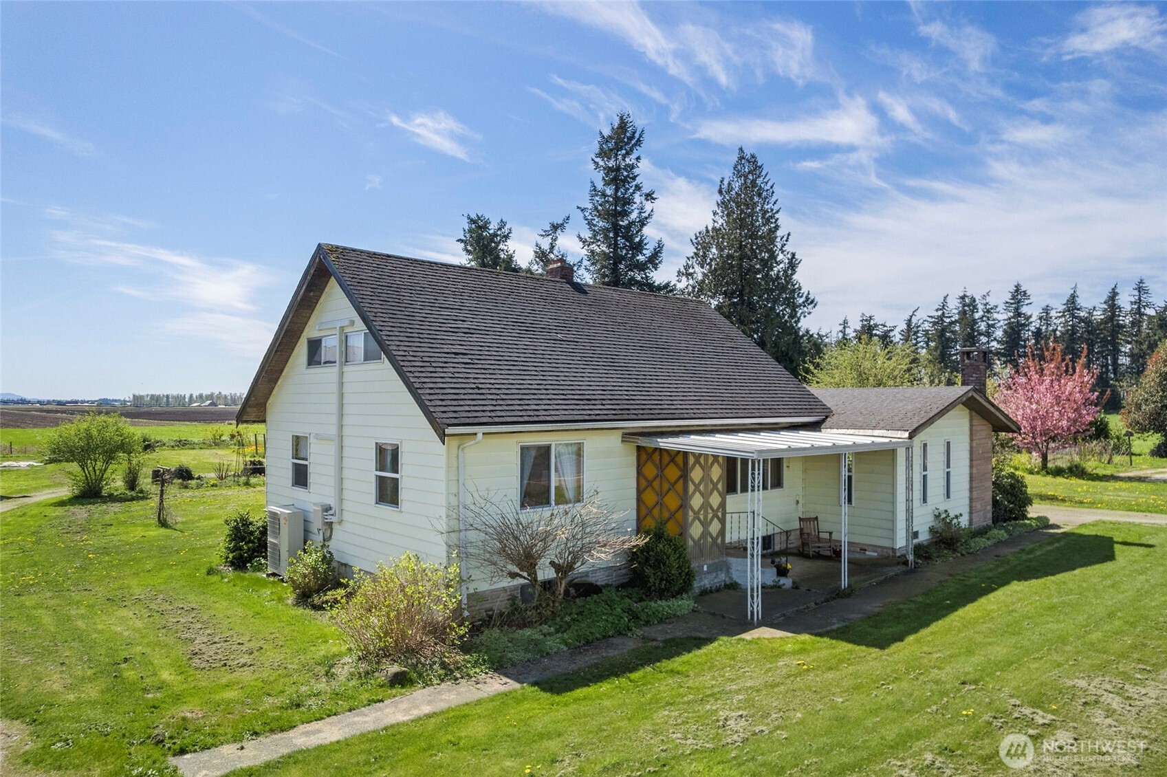 1011 East Boundary Road Lynden, WA 98264 - Photo 1 of 32 Gallery Image 1