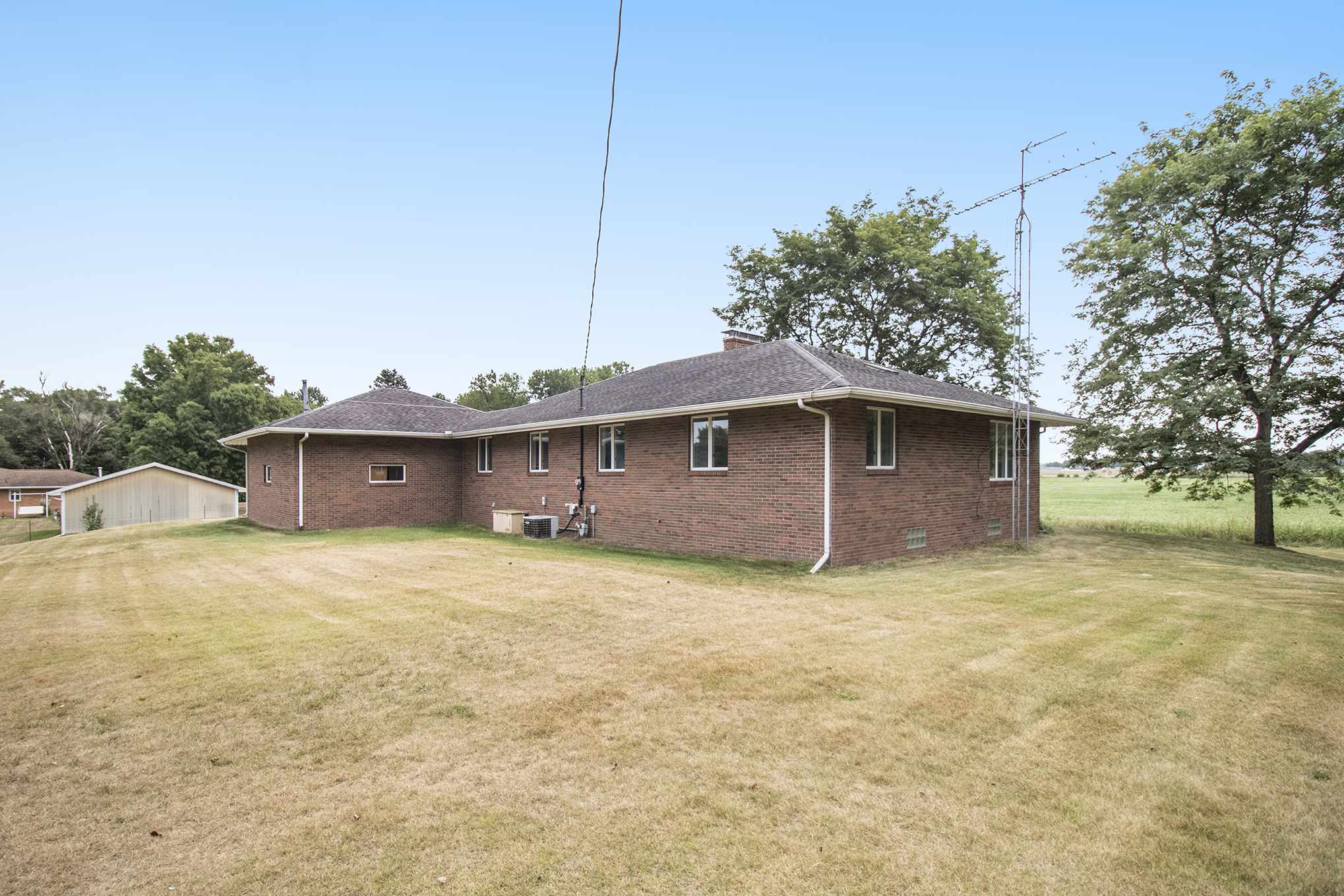 57237 Butternut Road South Bend, IN 46619 - Photo 3 of 36 Gallery Image 3