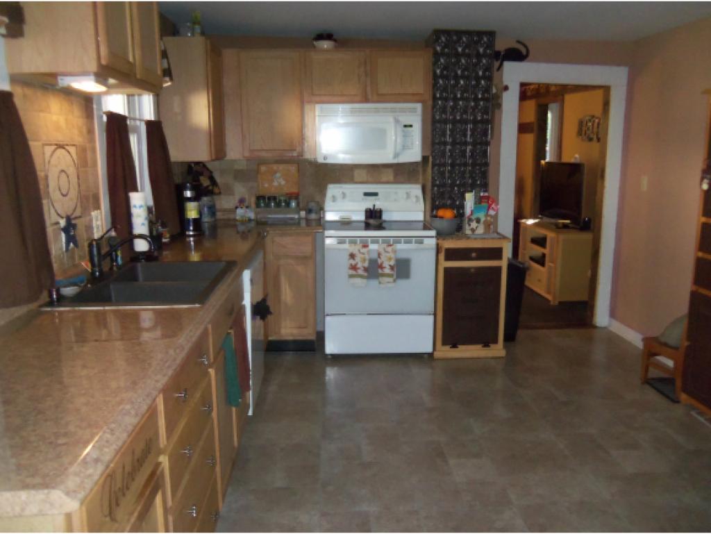 27 Main Street Rochester, NH 03868 - Photo 3 of 8