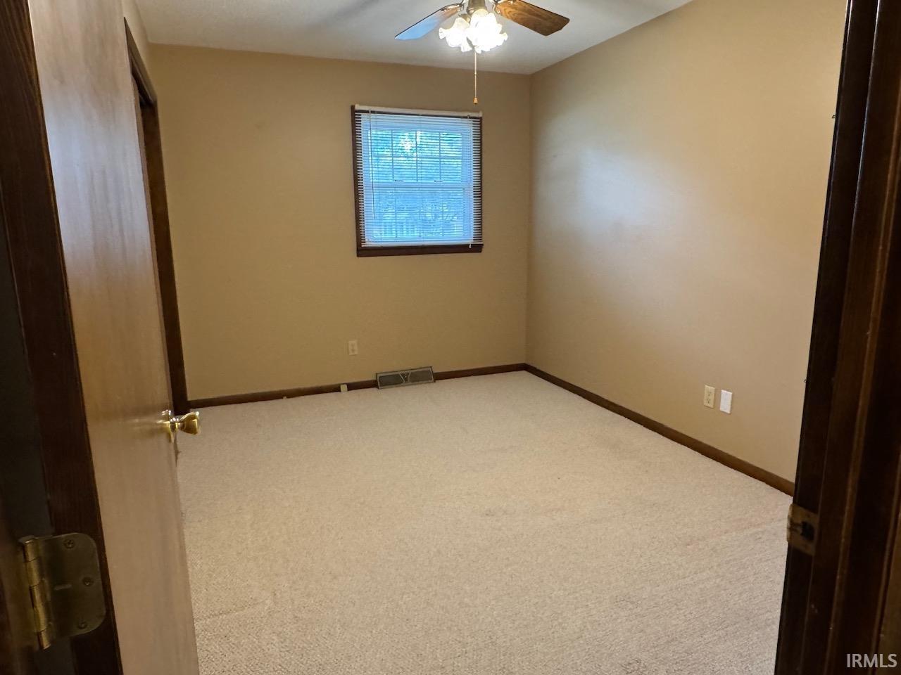 322 Reyling Drive Jasper, IN 47546 - Photo 16 of 18 Gallery Image 16