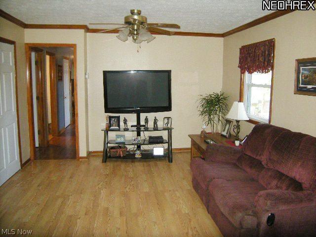 42660 Whitney Road Lagrange, OH 44050 - Photo 5 of 24 Gallery Image 5