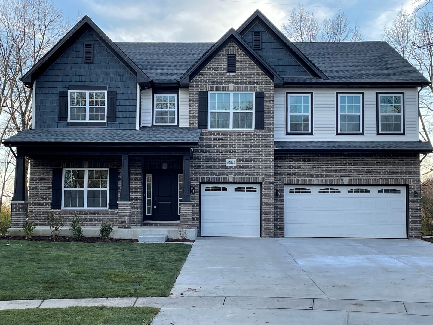 26333 South Waterford Trl