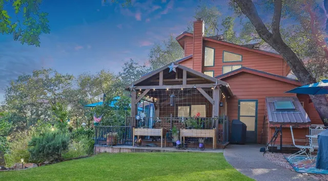 $950,000 | 6091 Dutch Mine Road, Diamond Springs, CA 95619