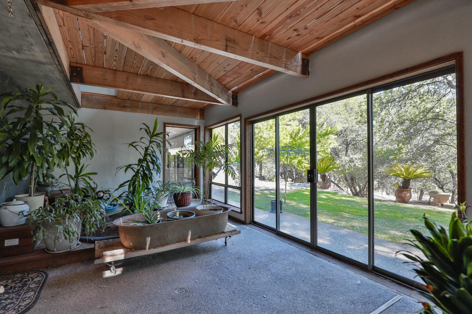 6091 Dutch Mine Road Diamond Springs, CA 95619 - Photo 33 of 83 Downstairs Atrium/Sun-Room