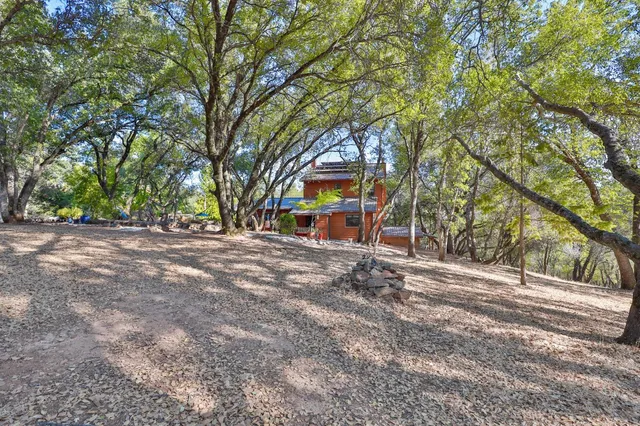 $950,000 | 6091 Dutch Mine Road, Diamond Springs, CA 95619