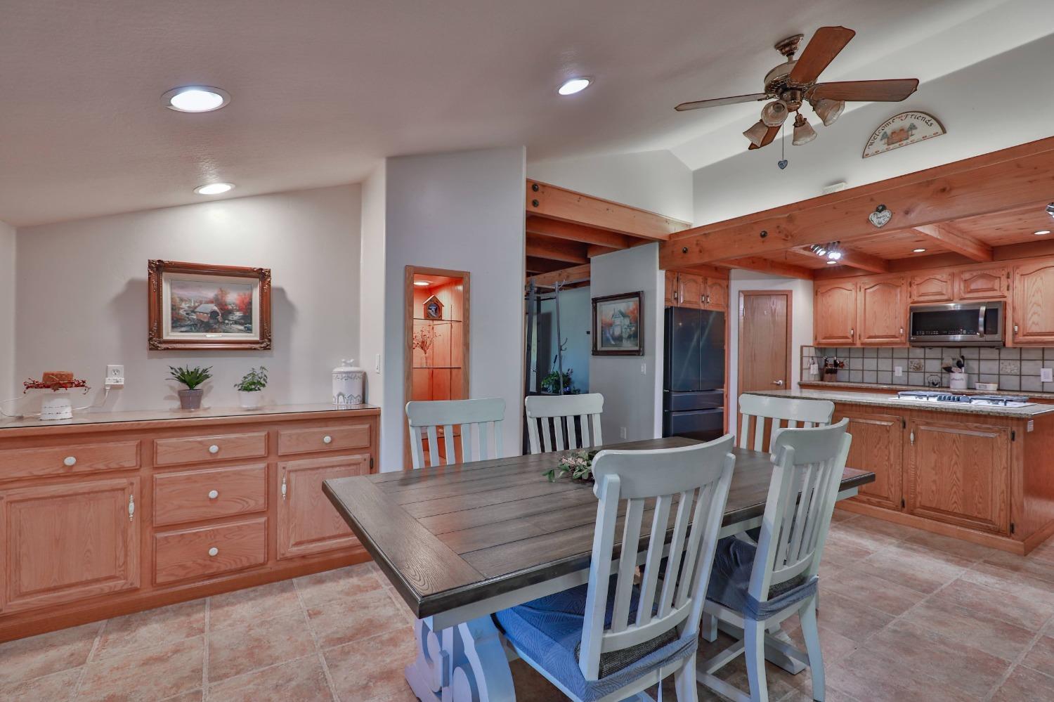 6091 Dutch Mine Road Diamond Springs, CA 95619 - Photo 8 of 83