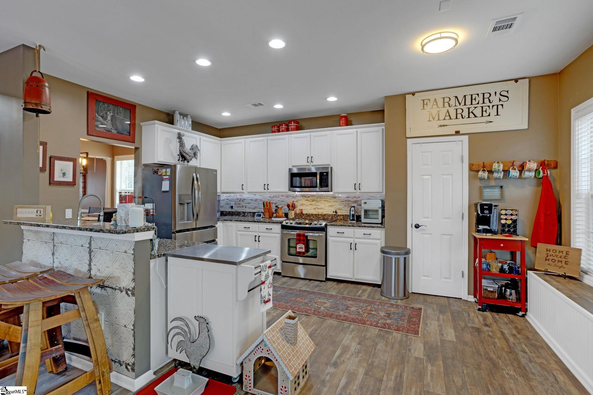 309 Tanner Chase Way Greenville, SC 29607 - Photo 11 of 32 Gallery Image 11