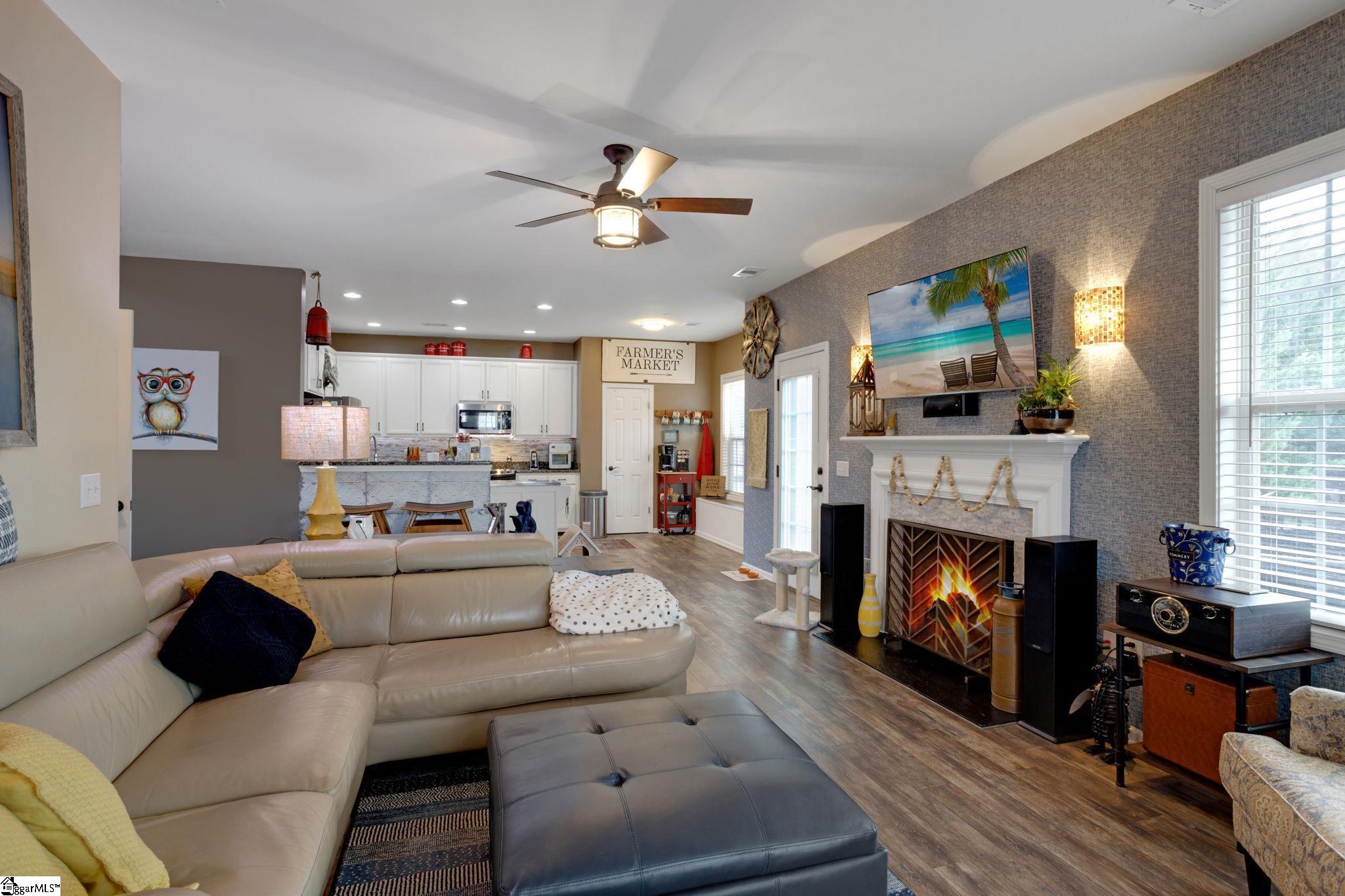 309 Tanner Chase Way Greenville, SC 29607 - Photo 13 of 32 Gallery Image 13